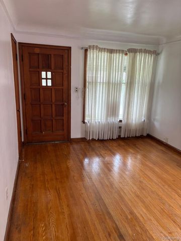 6414 Argyle Street, Dearborn, MI 48126