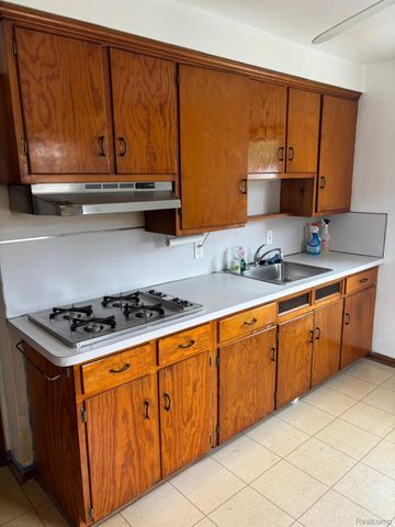6414 Argyle Street, Dearborn, MI 48126