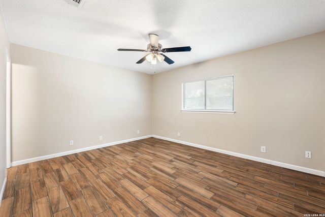 816 Meadow Stone, Converse, TX 78109