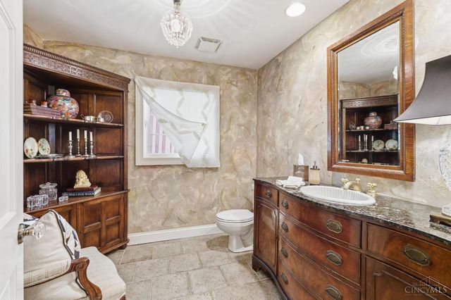 6626 Rollaway Road, Madeira, OH 45236