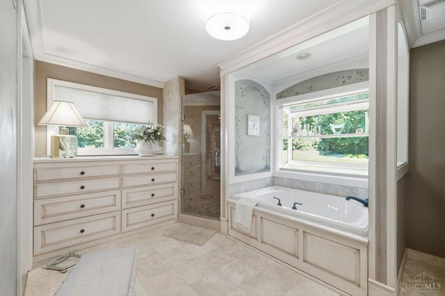 6626 Rollaway Road, Madeira, OH 45236
