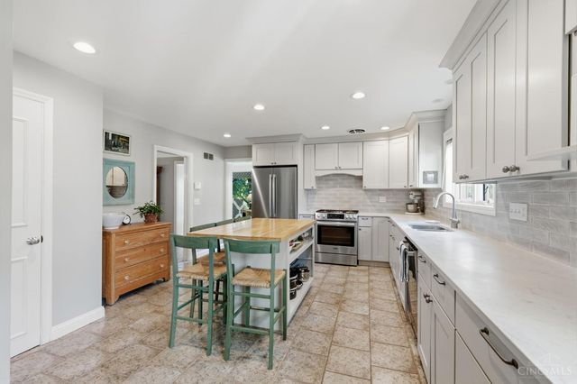 6626 Rollaway Road, Madeira, OH 45236