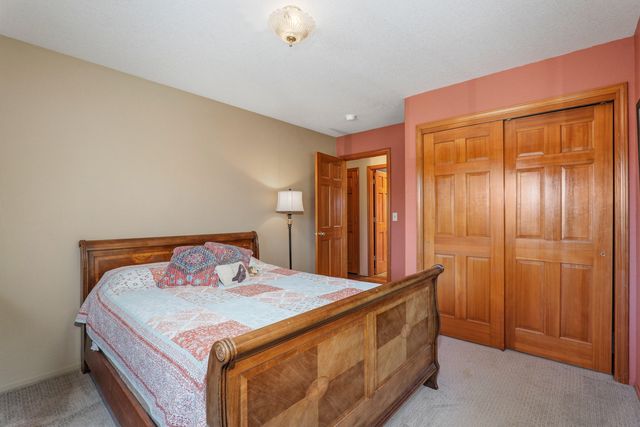 160 Wallace Lane, Grants Pass, OR 97527