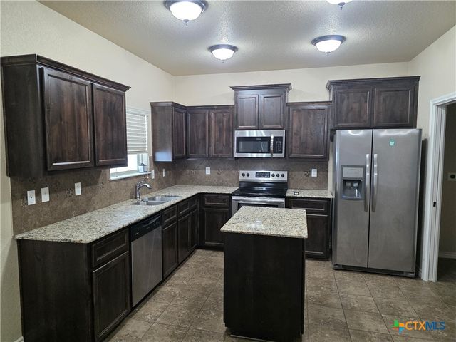1713 Risen Star Lane, Copperas Cove, TX 76522