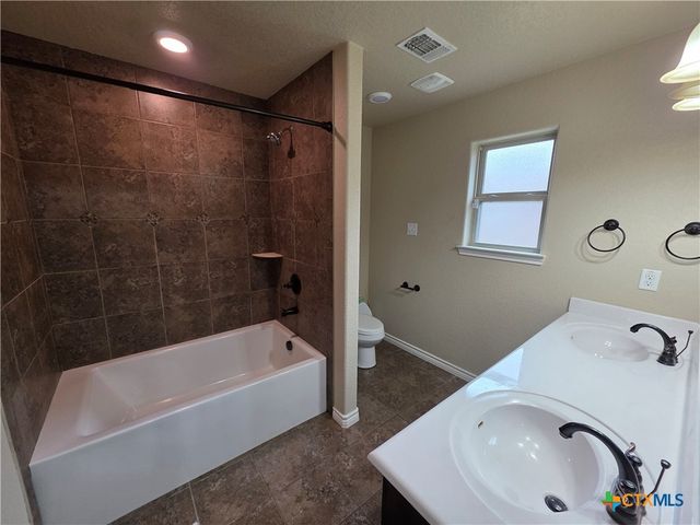 1713 Risen Star Lane, Copperas Cove, TX 76522