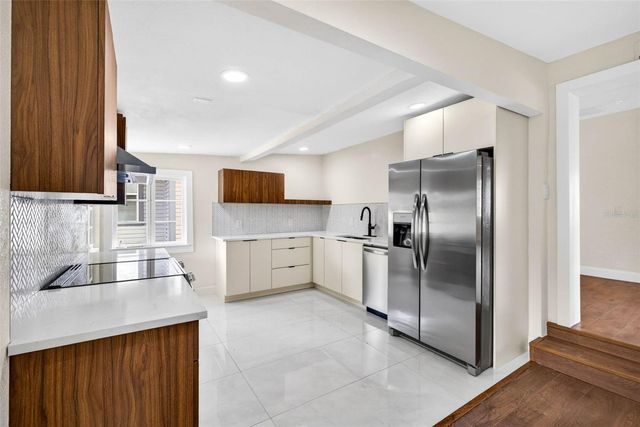 834 E LIME STREET, Lakeland, FL 33801
