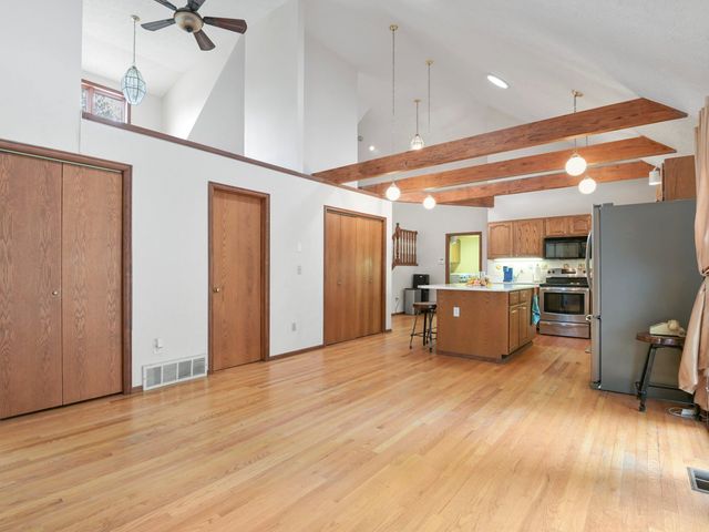 10048 N Seminole Dr, Spokane, WA 99208