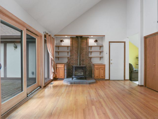 10048 N Seminole Dr, Spokane, WA 99208