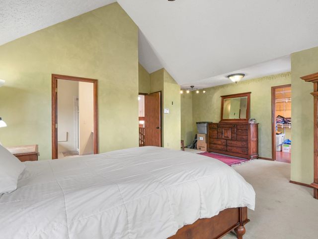 10048 N Seminole Dr, Spokane, WA 99208