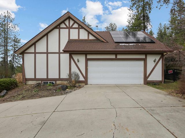 10048 N Seminole Dr, Spokane, WA 99208