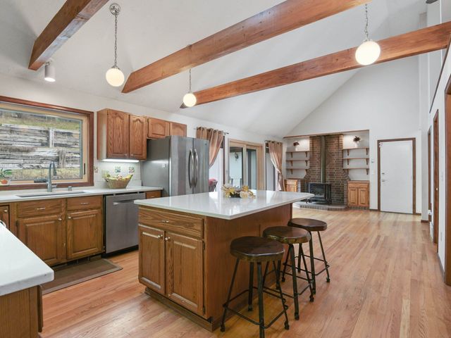 10048 N Seminole Dr, Spokane, WA 99208