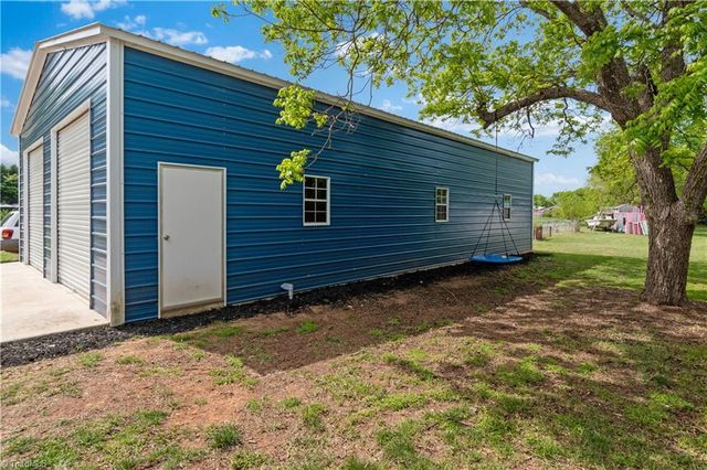 7045 NC Highway 801 S, Mocksville, NC 27028