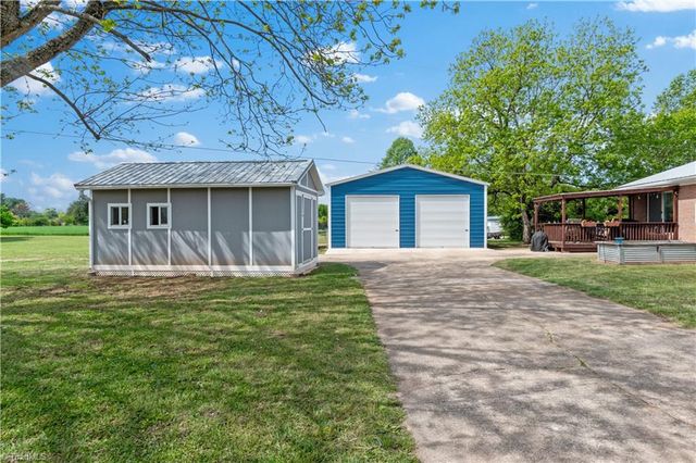 7045 NC Highway 801 S, Mocksville, NC 27028