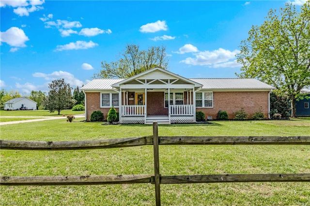 7045 NC Highway 801 S, Mocksville, NC 27028
