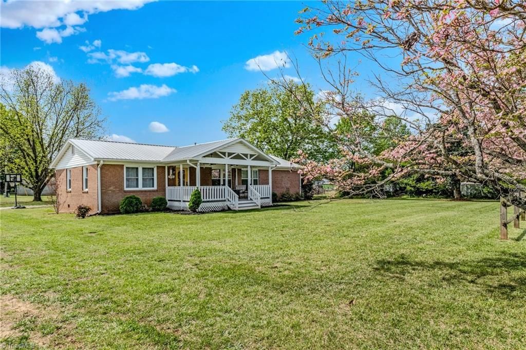 7045 NC Highway 801 S, Mocksville, NC 27028