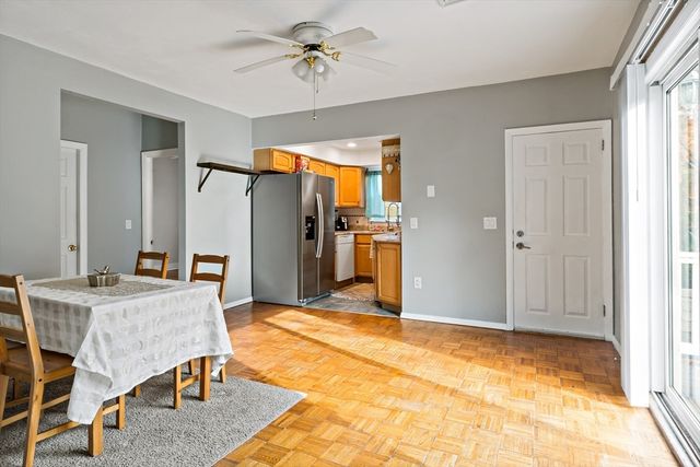 1000 Riverside Ave, Somerset, MA 02726