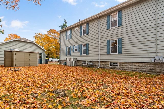 1000 Riverside Ave, Somerset, MA 02726