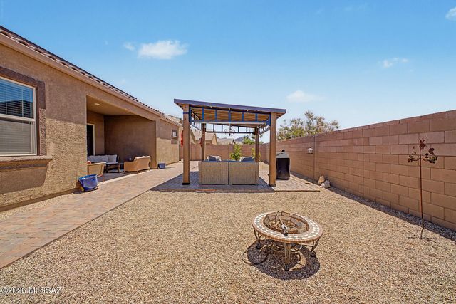 10311 N Pink Trumpet Drive, Marana, AZ 85653