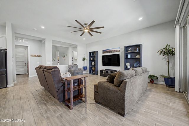 10311 N Pink Trumpet Drive, Marana, AZ 85653