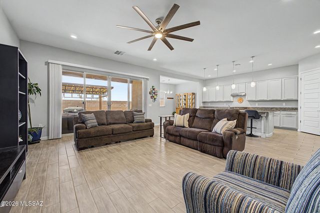 10311 N Pink Trumpet Drive, Marana, AZ 85653