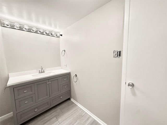 2016 Main Street 915, Houston, TX 77002