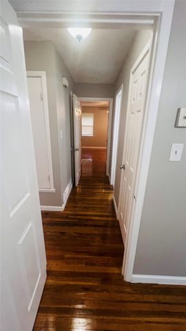 909 Laguna Drive, Denton, TX 76209
