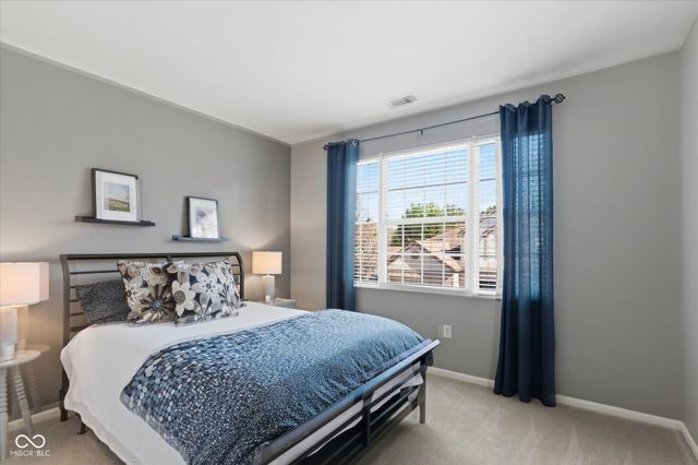 10182 Winslow Way, Fishers, IN 46037