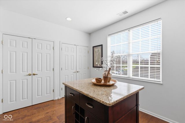 10182 Winslow Way, Fishers, IN 46037