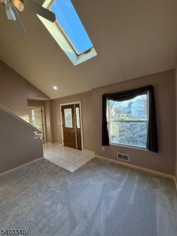 8 Holly Dr., Hamburg Boro, NJ 07419