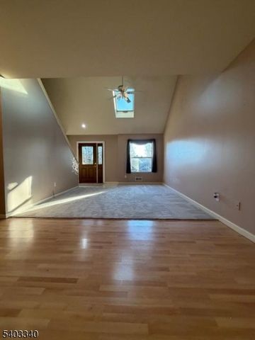 8 Holly Dr., Hamburg Boro, NJ 07419