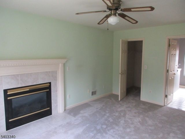 8 Holly Dr., Hamburg Boro, NJ 07419