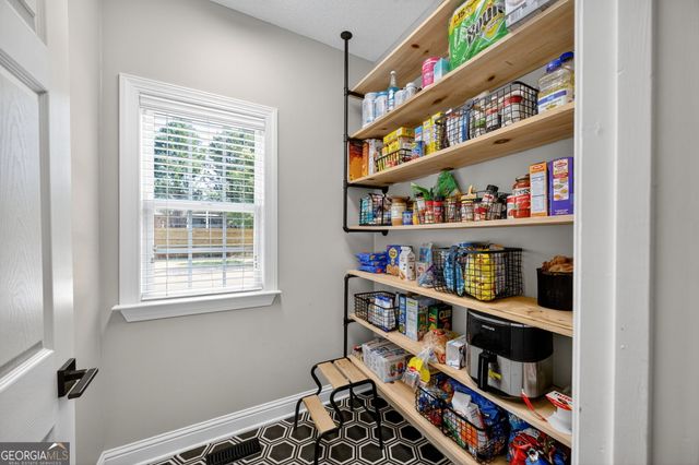 374 Deer Creek Drive, Forsyth, GA 31029