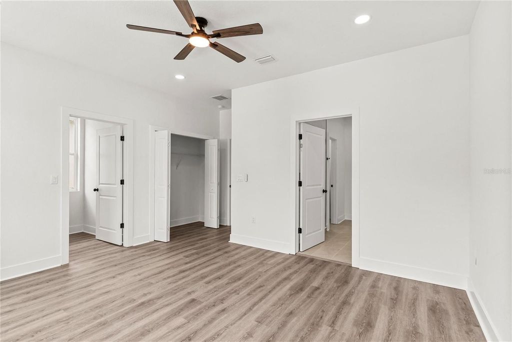 Image 14 of property listing at 2806 N 29TH STREET 2, Tampa, FL 33605