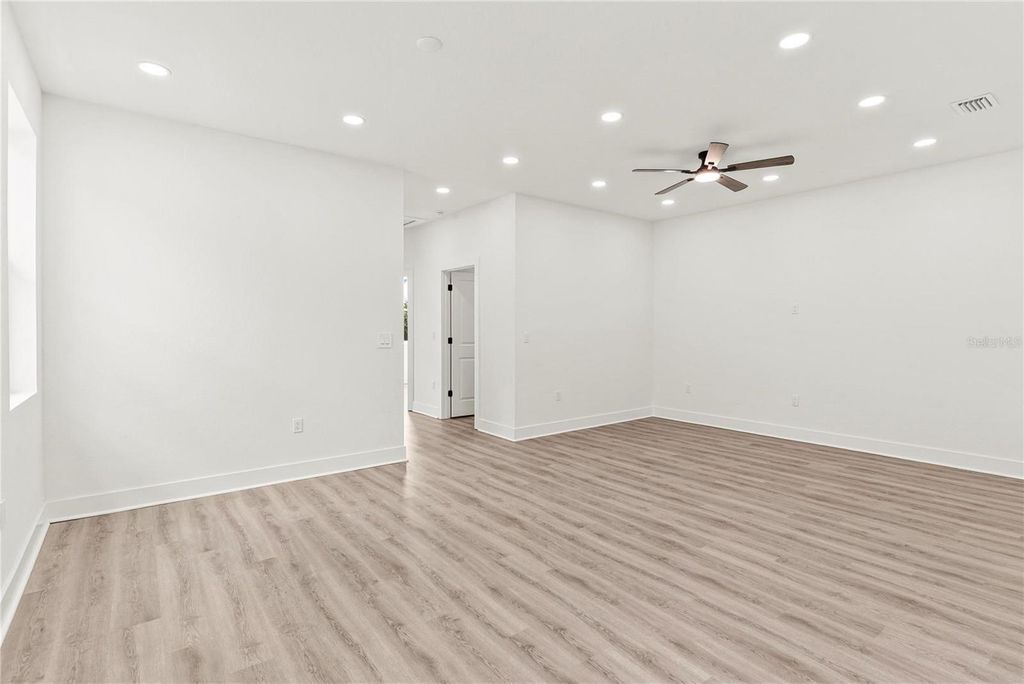 Image 21 of property listing at 2806 N 29TH STREET 2, Tampa, FL 33605