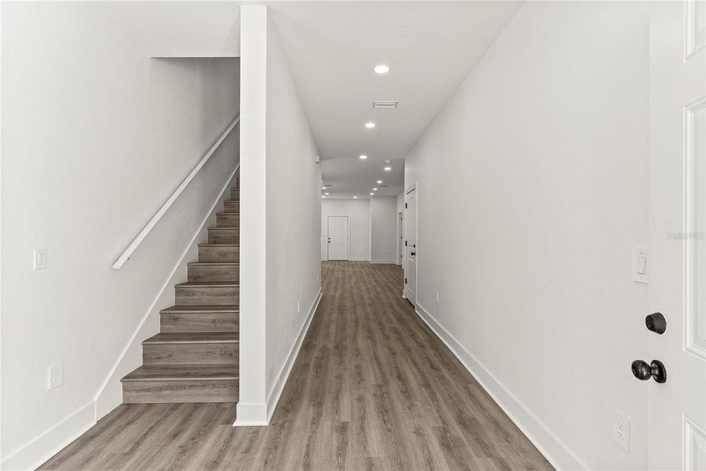 Image 10 of property listing at 2806 N 29TH STREET 2, Tampa, FL 33605