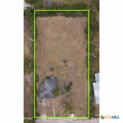 418 W Seideman Street, Seguin, TX 78155