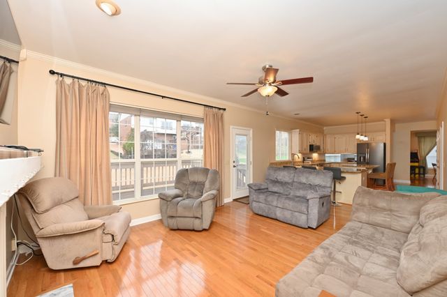 820 Caldwell Dr, Goodlettsville, TN 37072