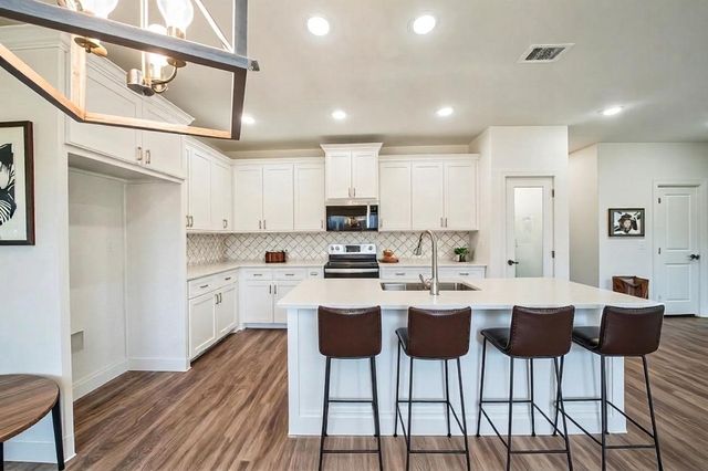 5912 Tin Top Highway, Granbury, TX 76048