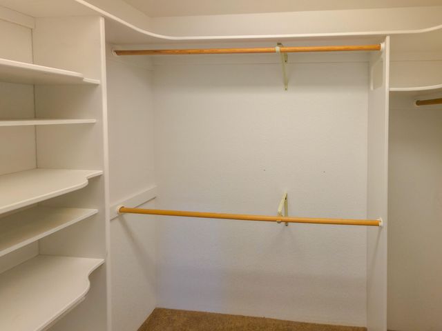 909 NW Regent Drive, Grants Pass, OR 97526