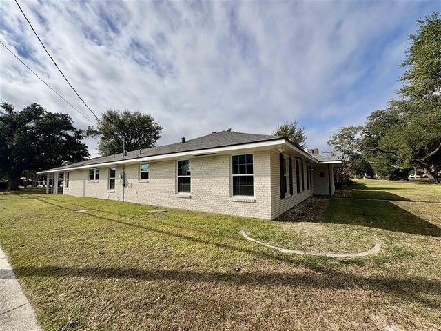 1922 19Th St Street, Lake Charles, LA 70601