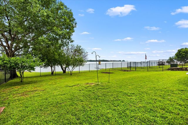 3101 Sunrise Drive, Rowlett, TX 75088