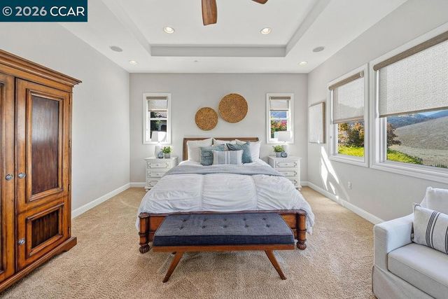 24 Promontory Place, Clayton, CA 94517