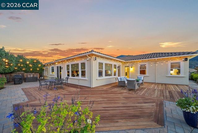 24 Promontory Place, Clayton, CA 94517