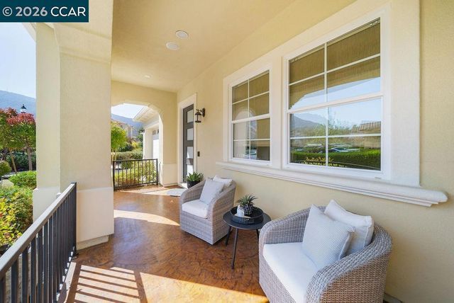 24 Promontory Place, Clayton, CA 94517