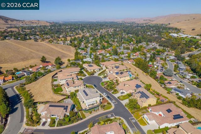 24 Promontory Place, Clayton, CA 94517