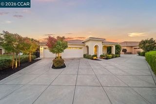 24 Promontory Place, Clayton, CA 94517