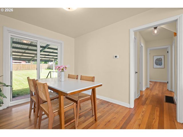 2661 HARRIS St, Eugene, OR 97405