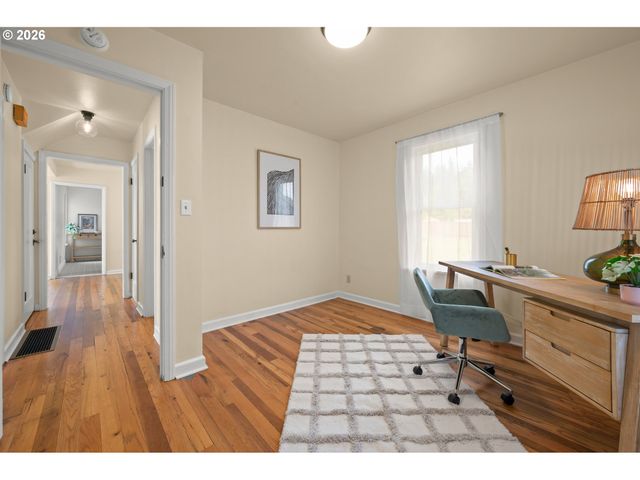 2661 HARRIS St, Eugene, OR 97405