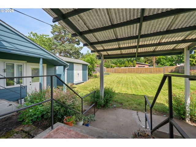 2661 HARRIS St, Eugene, OR 97405