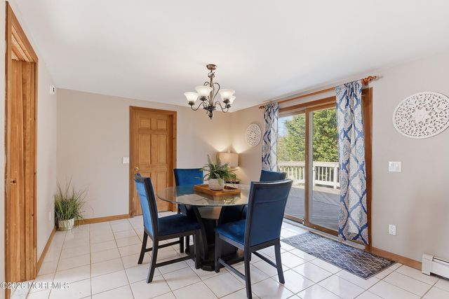 2 Gilford Place, Toms River, NJ 08753